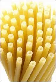 Ce sont des ptes alimentaires longues et creuses .