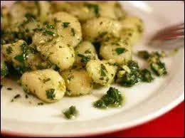 Ces ptes sont faites avec de la farine et des pommes de terre.