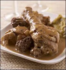 Quelle est cette recette typique du Jura, toujours accompagn de morilles ?