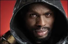 Petite question sur le rap ! Kery James a chanté ''Au PAYS des Droits de l'homme'' . À quel pays fait-il allusion ?