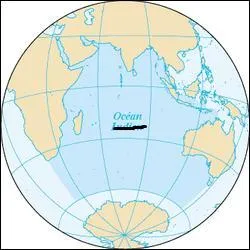 Je suis bord par l'Afrique, par l'Asie et par l'Ocanie, je suis :