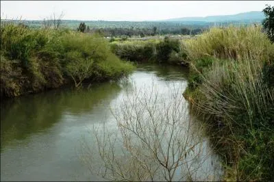 Quel est ce fleuve  la frontire de la Jordanie et d'Isral ?