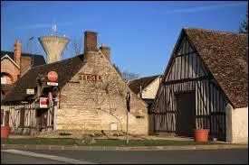 La commune Loirtaine de Jouy-le-Potier se situe en rgion ...
