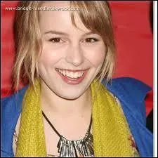 Dans combien de films et sries Bridgit Mendler a-t-elle fait une apparition ?