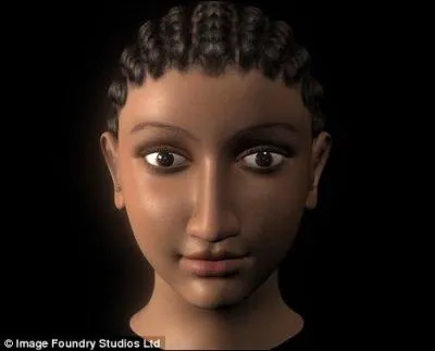 Il a t dit d'elle que si son nez et t plus long, il aurait chang la face du monde. Voici son visage reconstitu en 3D. Qui est-ce ?
