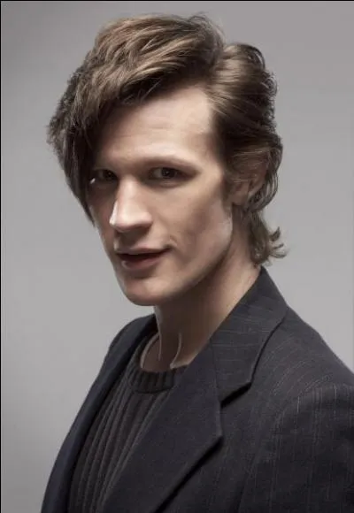 Matt Smith a un nez bien marqu, mais qui lui donne un charme particulier. Cet acteur anglais a t choisi pour interprter un hros classique de la culture britannique, lequel ?