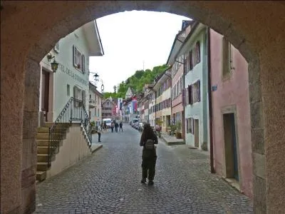 De quel bourg mdival s'agit-il ?