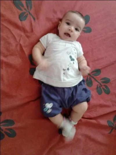 Comment s'appelle le p�re de Violetta ?