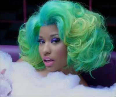 Cette image correspond au clip :