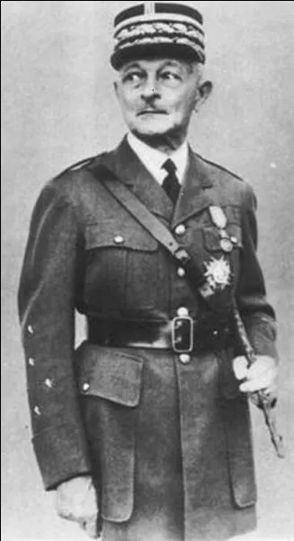 Il est un des rares  avoir compris le danger du rgime nazi. Il a galement condamn le dsarmement franais d'avant-guerre avant mai 1940, il avait conu un plan d'attaque contre l'URSS. Il fut un des  grands de la 1re Guerre mondiale . Qui est ce personnage ?