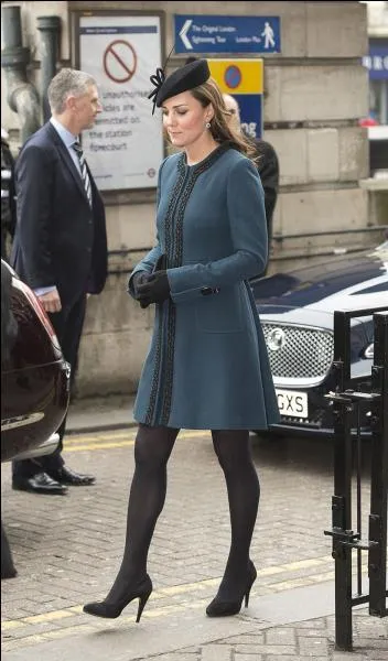 Kate Middleton a-t-elle port cette toilette avant ou aprs sa grossesse ?