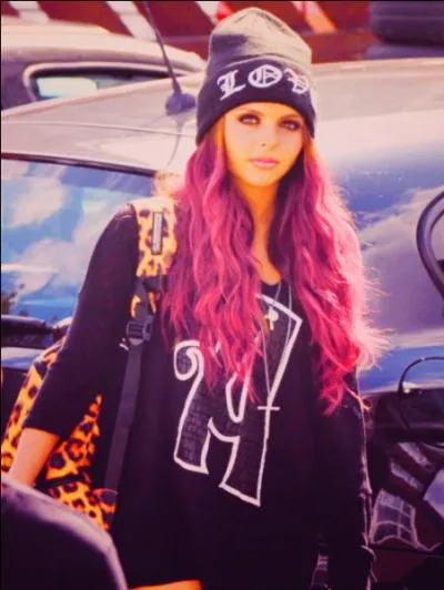 Que chante Jesy dans Case Closed ?