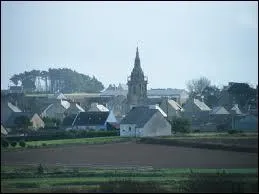 Nous sommes  Lampaul-Ploudalmzeau. Nous sommes donc . .