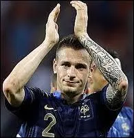 Qui est ce joueur de football ?