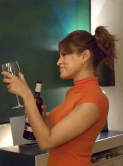 Dans la comdie amricaine de 2005  Hitch, expert en sduction  il y a comme actrice principale Eva Mendes mais qui est l'acteur principal ? (indice, il a jou dans  Je suis une lgende )