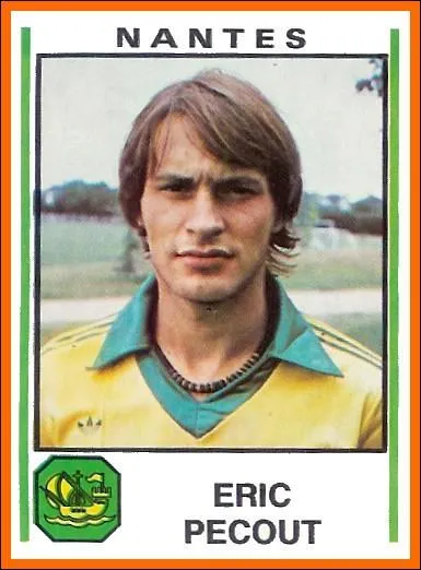 Eric Pecout a joué au/à ______.