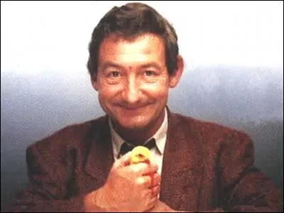 Cette photo clbre de Pierre Desproges crabouillant un poussin, a servi de couverture pour l'une de ses uvres. Laquelle ?