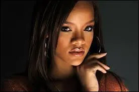 Rihanna a chant...