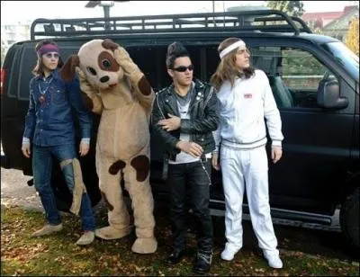 Comment s'appelle le film o ils portaient ces tenues ? Ce film est pass sur Nickelodeon.