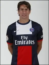Qui est ce joueur de football ?