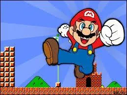 J'observe l'image et je vois : Mario avec son chapeau vert !