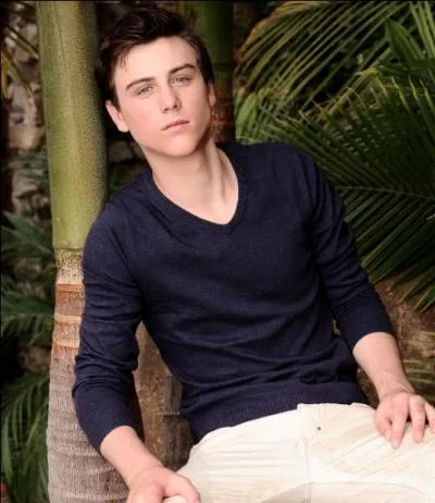 Comment s'appelle ce personnage ?