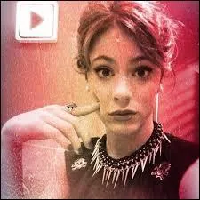 Mais  la fin, Violetta les voient ensemble et que pense-t-elle ?