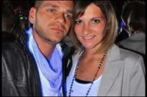 Sur plusieurs de ses chansons nous pouvons entendre une voix de femme, celle de sa sur. . Comment ce nomme-t-elle ?