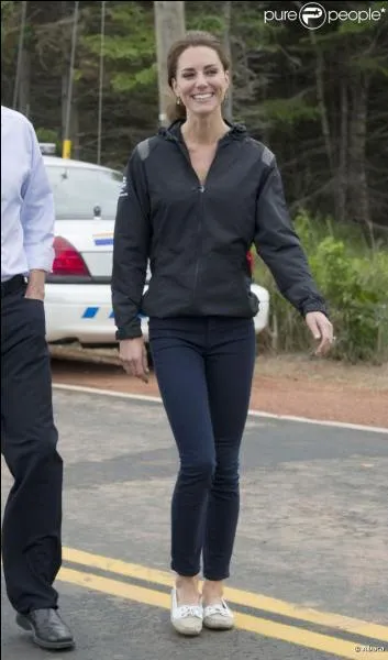 Kate a-t-elle port cette tenue avant ou aprs son mariage ?