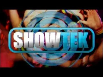 Parlons maintenant des nerlandais Showtek ayant rencontr un succs en France depuis leur titre  Slow Down . Ce groupe est compos de trois frres.