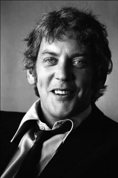 Quelle est la nationalité de Donald Sutherland ?