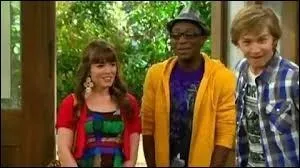 Qui est le meilleur ami de P. J ?