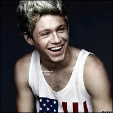 De quelle nationalit est-il ?