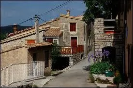 Nous sommes dans la commune Drmoise du Pot-en-Percip. Nous nous situons en rgion ...