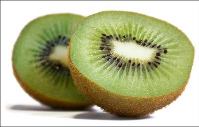 Le Kiwi, fruit de la famille des actinidiaces, est originaire...