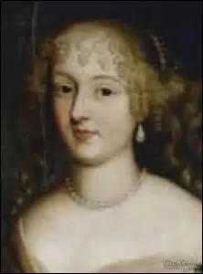 Ne  Paris le 10 novembre 1620, courtisane, femme d'esprit, pistolire et femme de lettres. Je collectionne les amants comme le Grand-Cond, Franois de La Rochefoucauld, le marchal d'Estres. On me surnomma plus tard . Je tiens,  partir de 1667, salon  l'htel de Sagonne,  Paris, ville o je dcde le 17 octobre 1705. Je m'appelle :