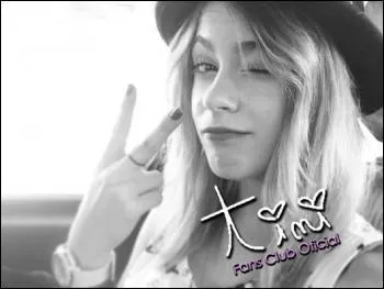 Comment s'appelle son papa ?