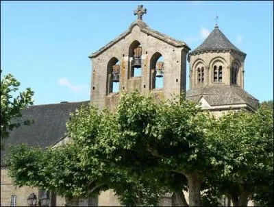 Cette belle abbaye de Corrze, connue, entre autres, pour un cartulaire du XIIme, est l'une des plus vastes du Limousin. Quel est son nom ?