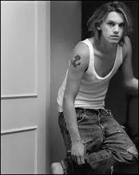 [Suite Q3] : Qu'est-ce qui le caractrise ?