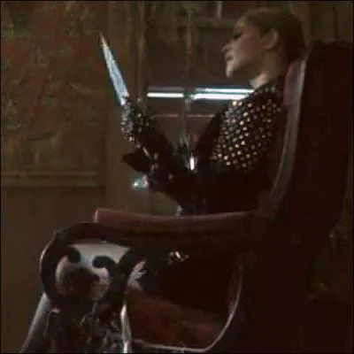 Dans quel pisode d'Halloween Alison n'apparat-elle pas ? (hors flash-back, racont par quelqu'un)