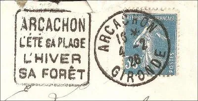 Sur une enveloppe affranchie, comment s'appelle l'oblitration qui recouvre le timbre et comporte une illustration avec message, le plus souvent commercial ou touristique ?