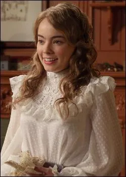 Cette jeune fille n'est autre que :