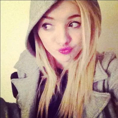 Qui est la meilleure amie d'Emma dans  Jessie  ?