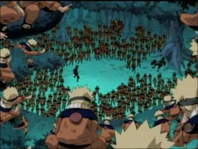 Aprs la disparition de celui-ci l'hokage runit une troupe de ninjas. Pendant ce temps Iruka retrouva Naruto puis et lui demande une explication mais le tratre vint les interrompre et tente de tuer Iruka. Que fait alo