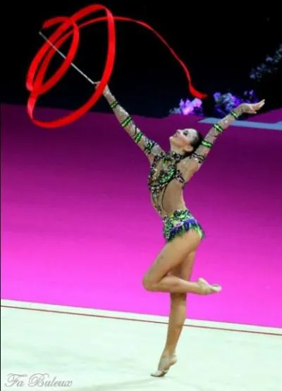 Et quelle gymnaste a gagn la mdaille d'argent ?