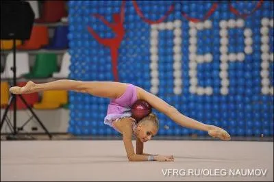 Et quelle gymnaste a obtenu la deuxime place (toujours au ballon) ?