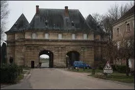 Je vous emmne visiter le muse dpartemental du sel  Marsal. Ce village Mosellan, fortifi par Vauban se situe en rgion ...