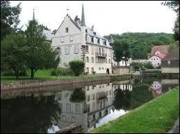 Tout comme le Mont-Saint-Odile, le hameau de Klingenthal fait partie de la commune de ...