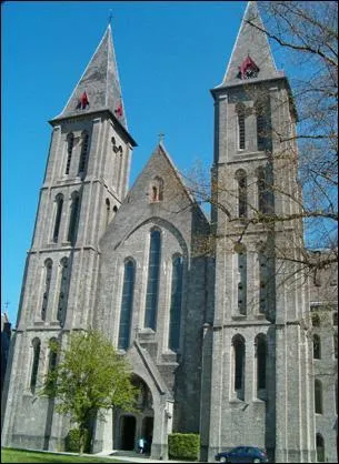 Dans quel village se trouve cette abbaye ?