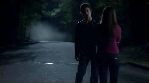 Elena a rencontr Damon, avant Stefan.